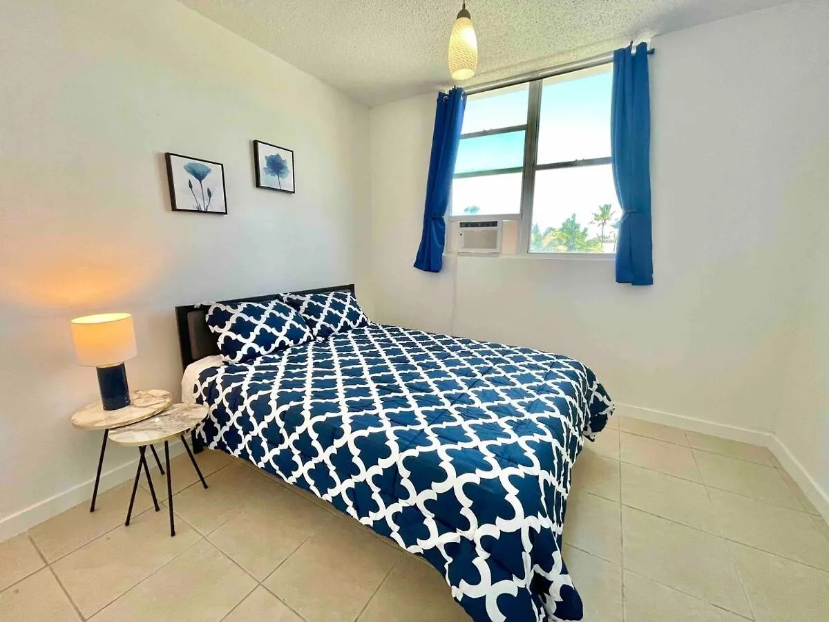 Island Dream Beach Front Condo With Pool Dorado 0*,  Puerto Rico